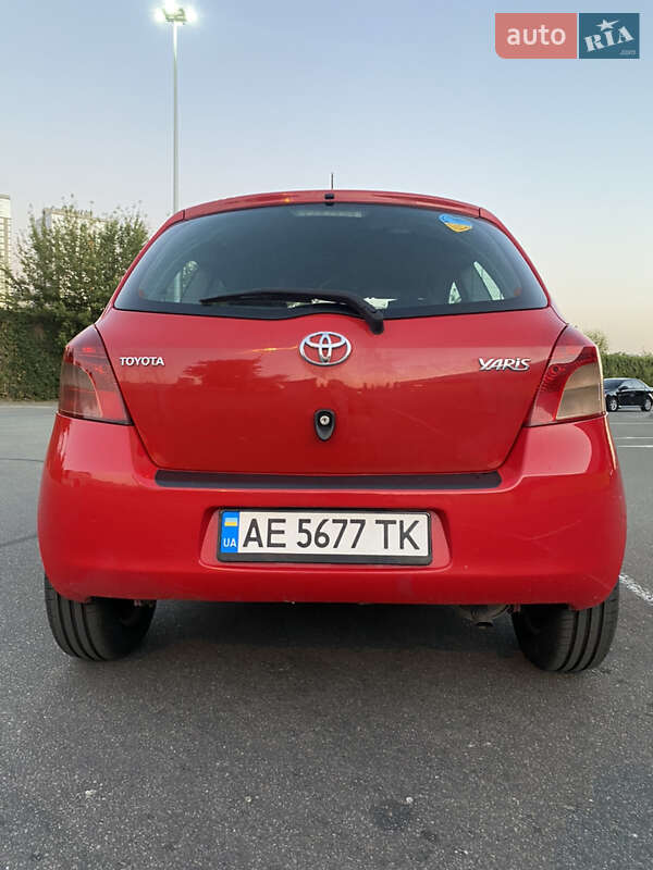 Хетчбек Toyota Yaris 2008 в Києві