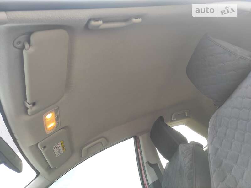 Хэтчбек Toyota Yaris 2013 в Одессе