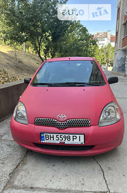 Хэтчбек Toyota Yaris 1999 в Черноморске