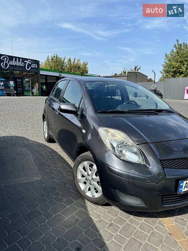 Хэтчбек Toyota Yaris 2009 в Харькове фото 3 Хэтчбек Toyota Yaris 2009 в Харькове