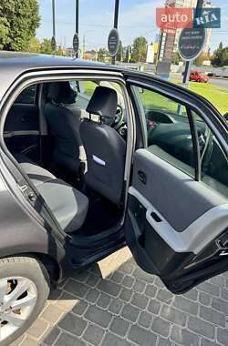 Хэтчбек Toyota Yaris 2009 в Харькове