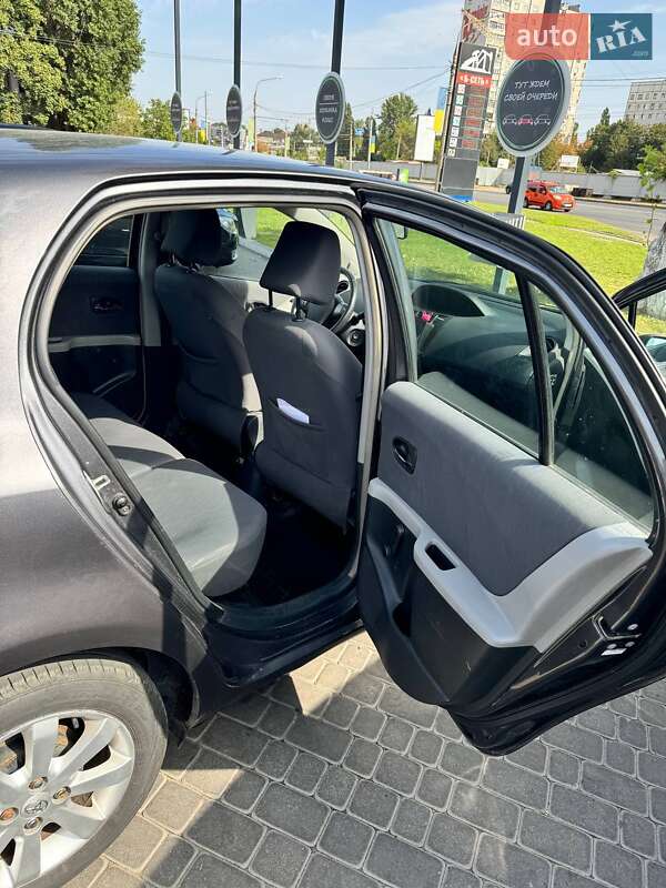 Хэтчбек Toyota Yaris 2009 в Харькове фото 6 Хэтчбек Toyota Yaris 2009 в Харькове