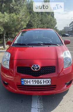 Хэтчбек Toyota Yaris 2008 в Одессе