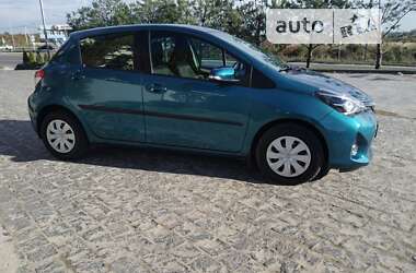 Хэтчбек Toyota Yaris 2012 в Львове