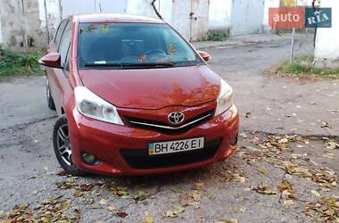 Хэтчбек Toyota Yaris 2012 в Одессе