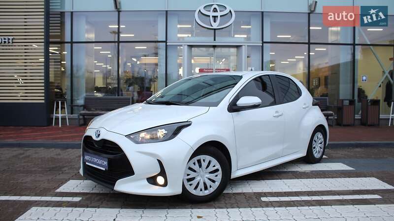 Хетчбек Toyota Yaris 2021 в Києві