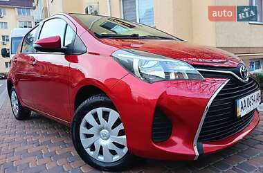 Хэтчбек Toyota Yaris 2016 в Киеве