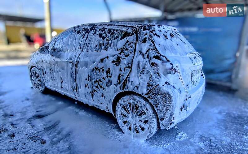 Хетчбек Toyota Yaris 2011 в Шепетівці