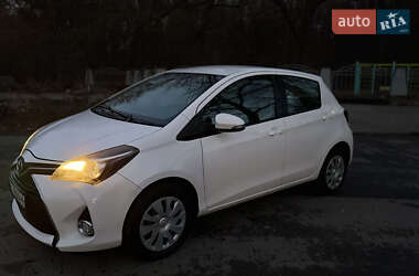 Хетчбек Toyota Yaris 2014 в Полтаві