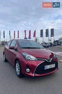 Хетчбек Toyota Yaris 2015 в Києві