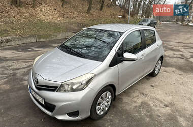 Хетчбек Toyota Yaris 2013 в Львові