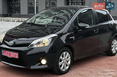 Хетчбек Toyota Yaris 2014 в Києві