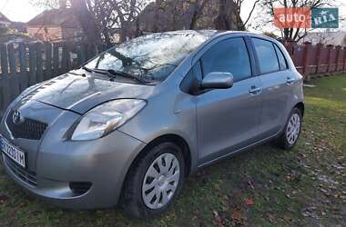 Хетчбек Toyota Yaris 2007 в Рівному