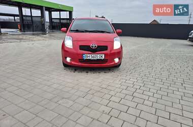 Хэтчбек Toyota Yaris 2008 в Каменец-Подольском