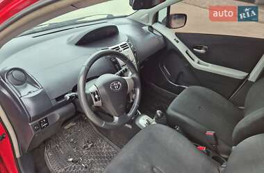 Хэтчбек Toyota Yaris 2008 в Каменец-Подольском