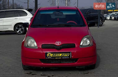 Хэтчбек Toyota Yaris 2001 в Черновцах