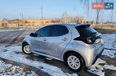 Хэтчбек Toyota Yaris 2022 в Лохвице