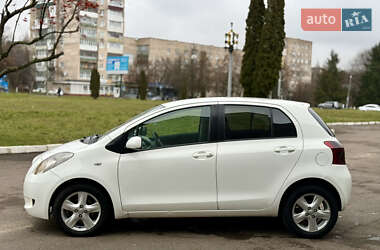 Хэтчбек Toyota Yaris 2007 в Ровно