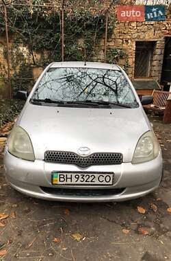 Хетчбек Toyota Yaris 2000 в Одесі