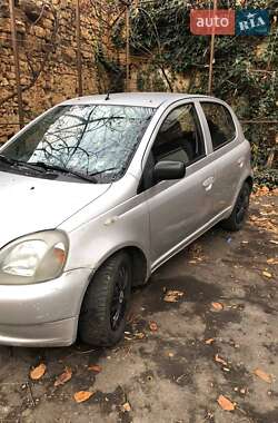 Хетчбек Toyota Yaris 2000 в Одесі