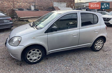 Хэтчбек Toyota Yaris 1999 в Львове