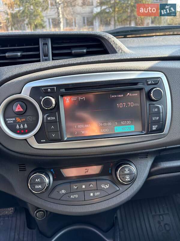 Хетчбек Toyota Yaris 2011 в Кременчуці