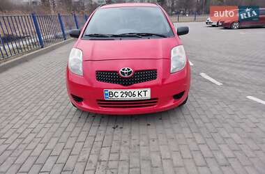 Хэтчбек Toyota Yaris 2008 в Львове