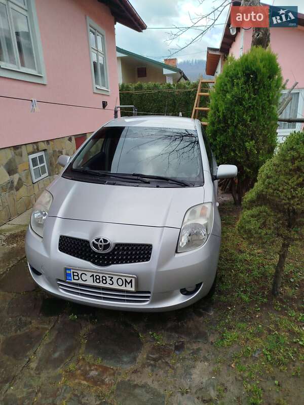 Toyota Yaris 2008