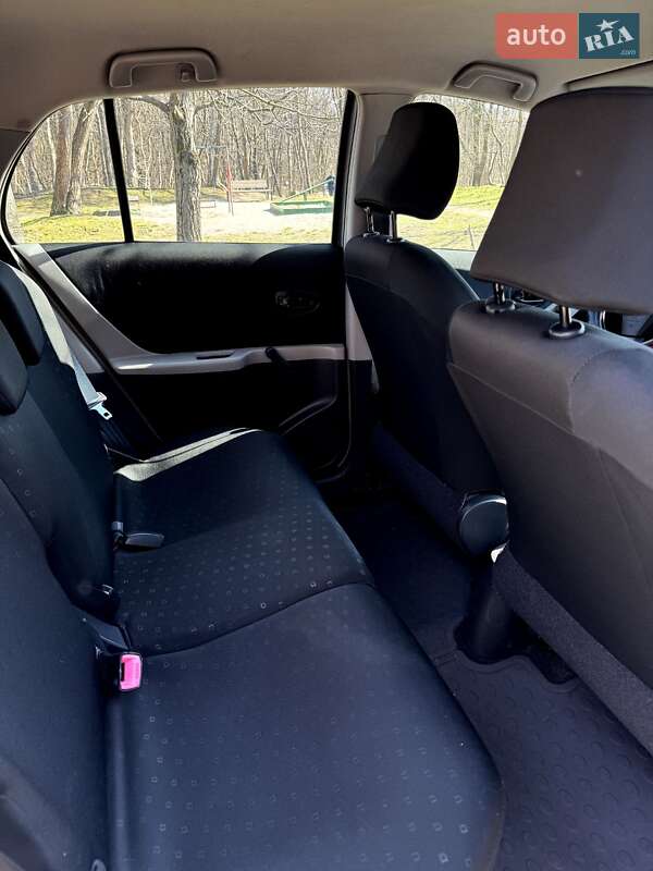 Хэтчбек Toyota Yaris 2007 в Львове
