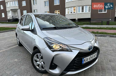 Хетчбек Toyota Yaris 2019 в 