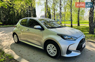 Хэтчбек Toyota Yaris 2022 в 