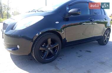 Хэтчбек Toyota Yaris 2008 в Хмельницком
