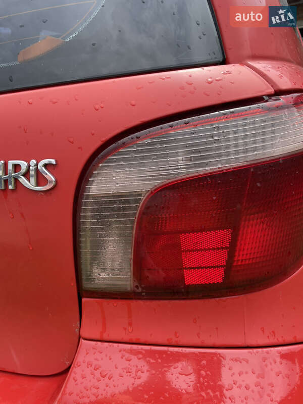 Хэтчбек Toyota Yaris 2000 в Львове