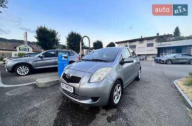 Хэтчбек Toyota Yaris 2006 в Львове