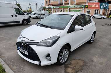 Хэтчбек Toyota Yaris 2015 в Киеве