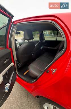 Хетчбек Toyota Yaris 2008 в 