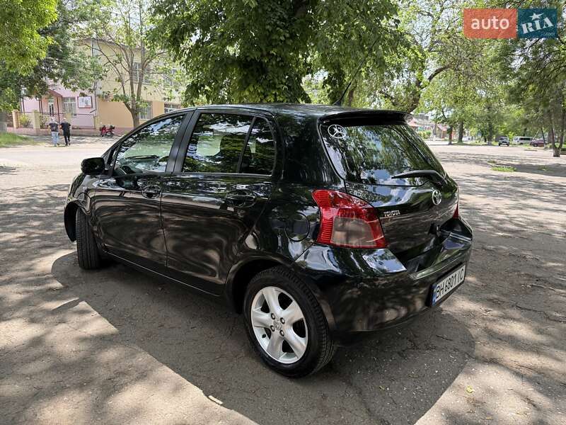 Хетчбек Toyota Yaris 2007 в Одесі