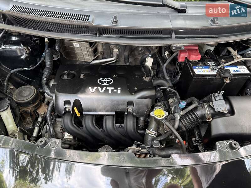 Хетчбек Toyota Yaris 2007 в Одесі