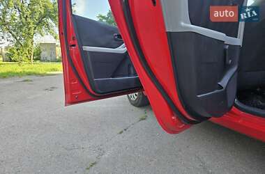 Хетчбек Toyota Yaris 2009 в 