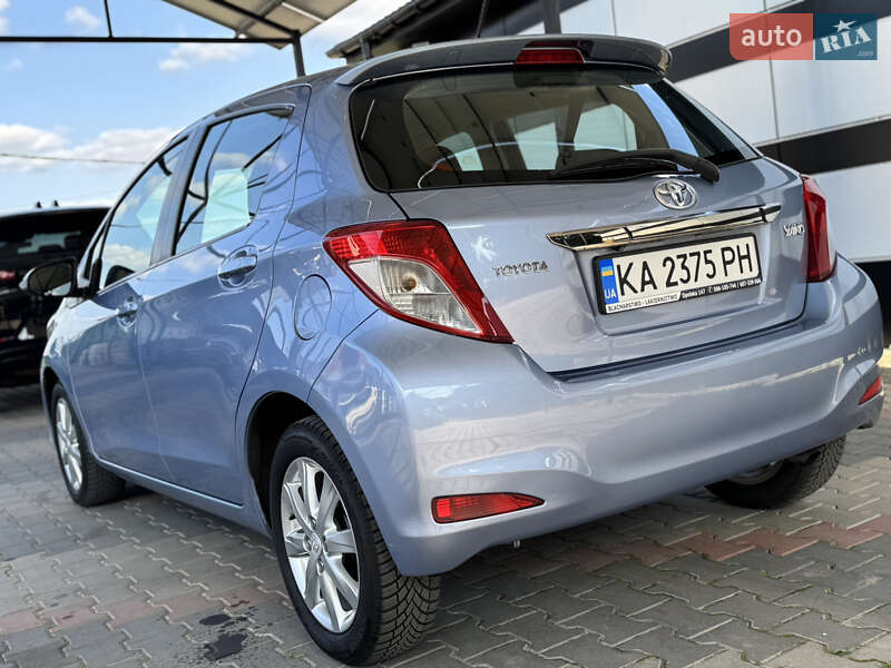 Хетчбек Toyota Yaris 2012 в Вінниці