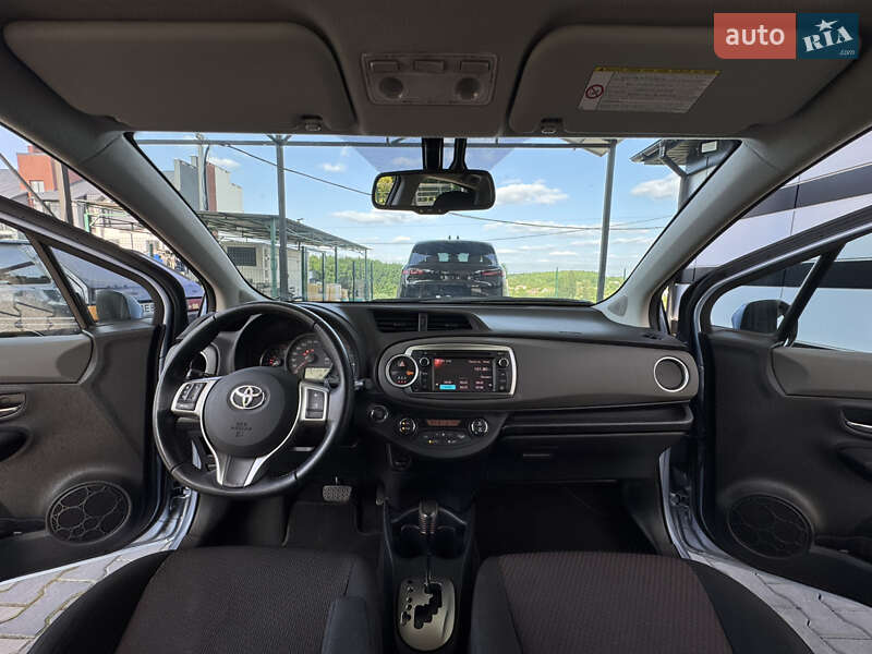 Хетчбек Toyota Yaris 2012 в Вінниці