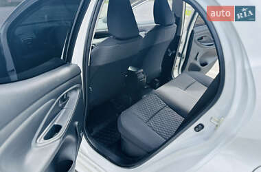 Хэтчбек Toyota Yaris 2022 в 