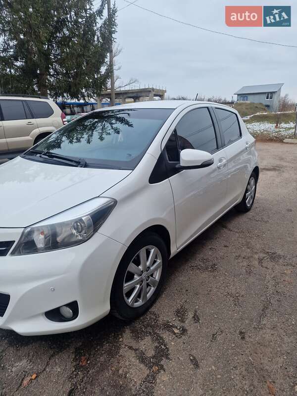 Хетчбек Toyota Yaris 2014 в Білій Церкві