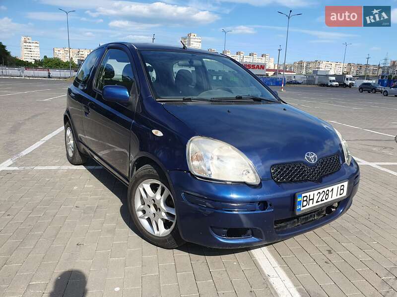 Toyota Yaris 2001