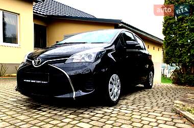 Хетчбек Toyota Yaris 2014 в Сваляві