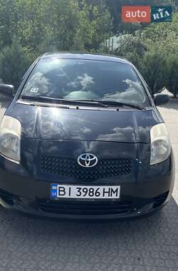 Хетчбек Toyota Yaris 2006 в Полтаві