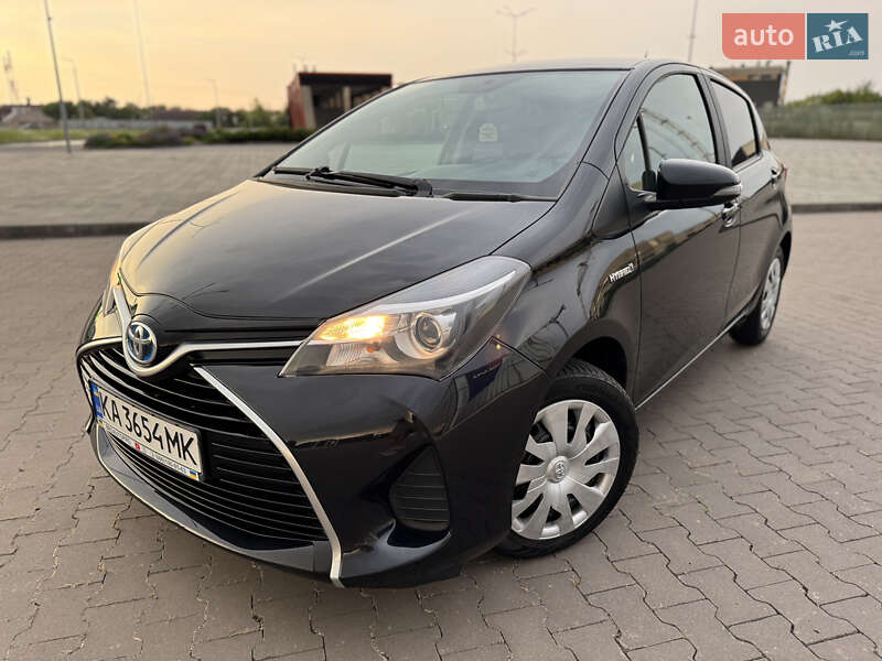 Хэтчбек Toyota Yaris 2016 в Харькове