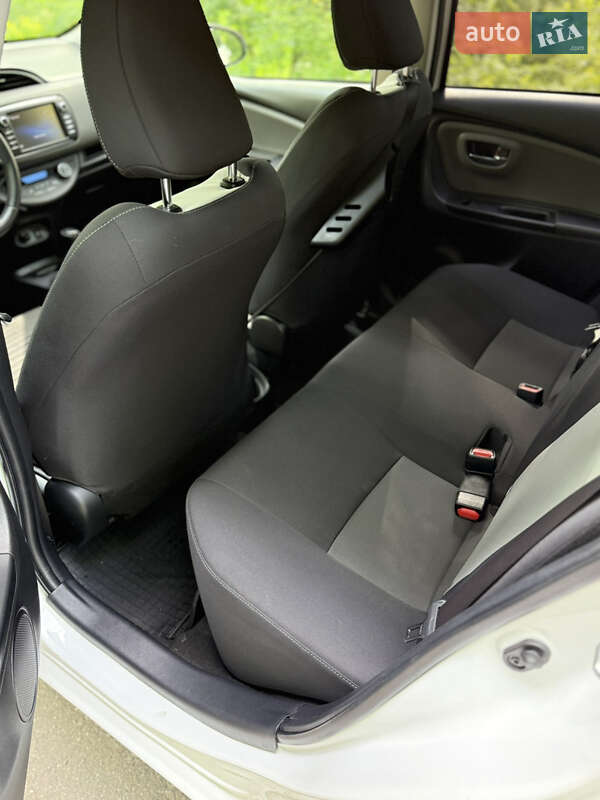 Хэтчбек Toyota Yaris 2017 в Киеве