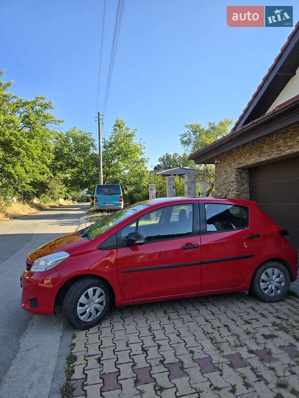 Хетчбек Toyota Yaris 2012 в Одесі