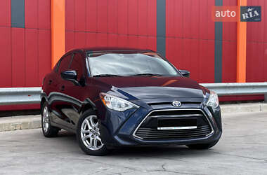 Седан Toyota Yaris 2018 в Киеве